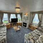 Walsh'S Holiday Park - Sapphire - Coastal Caravan Breaks