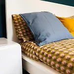 Rare Private Room Near Centre