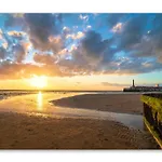 Spectacular Sea Views From This Fabulous Apartment