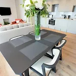 Sohot Stays The Royal Suite Harbour Views Sleeps 4