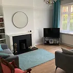 Kate'S Cottage, Perfect Location In Newcastle