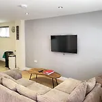 Harrys Hideout