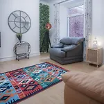Langland Road - 1 Bedroom Apartment - Mumbles