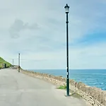Luxury Home By The Harbour