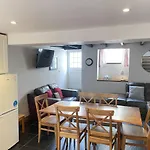 Hollies Cottage