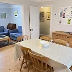 37 Trenwith Place, Charming Family Home & Garden!