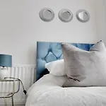 Stunning 4-Bedroom, 2 Bathrooms In Sunderland