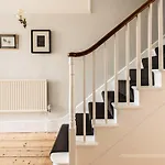 Host & Stay - Wellington House