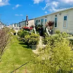 Garden Lodge