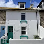 Porthia Cottage