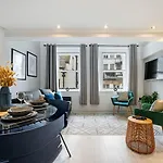 Host & Stay - City Centre Duplex Apartment