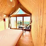 Lushna 11 Lux Suite At Lee Wick Farm Cottages & Glamping