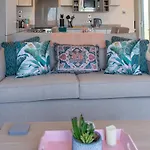 18 Ocean View