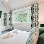 Standout 2Bd Coastal Cottages In South Devon