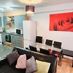 City Flat Near City Centre