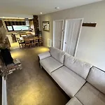 Cooper Avenue 6