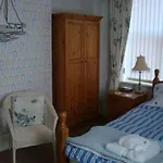 Esklet Guest House