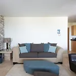 4 The Vista, Newquay