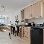 Glen View - Panoramic Sea Views