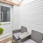 Host & Stay - Wadsworth Cottage