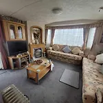 S313 3 Bed Caravan Golden Palm