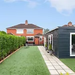 Modern Home 10 Mins To Belfast City