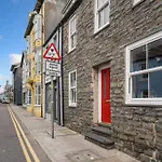 Characterful 3 Bedroom Cottage