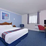 Travelodge Portsmouth Hotel