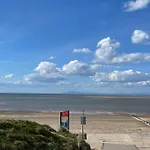 Lovely 2 Bedroom Apartment In Fleetwood