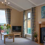 51 Meadow View Lodge - 2 Bed-Sleeps 4-Tjs51Mv