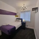 Stylish And Cosy 3Bed House Liverpool Free Parking