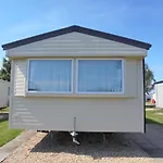 Kingfisher : Seasons:- 8 Berth, Central Heated, Close To Site Shop