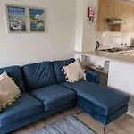 No.7 Perran View