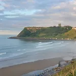 Seaside Flat With Fast Wifi