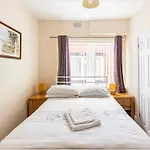 Tsd Guest House