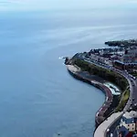 Coast View Professional Let