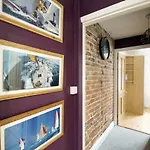 Impeccable 3 Bed 2 Bath Central Cowes Cottage