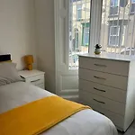 Spacious 3 Bed - Efc Stays