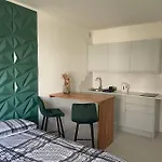 Studio 5 Mins From The Beach