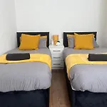 Spacious 3 Bed - Efc Stays