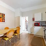 Host & Stay - St Georges