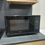 2 Large Bedroom Apartment- Wifi & Parking