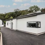 Bryn Cae