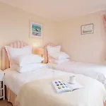 Home Near Port Isaac Sleeps 10