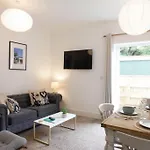 Bournecoast - Town Centre - Beach 10 Min Walk - Garden Patio - 8421