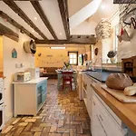 Aggie'S Cottage At Higher Mullacott