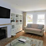 11 Seaview