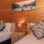28 Ocean Terrace Lodge - 3 Bed-Sleeps 6-Tjs28Ot