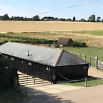 Stable Cottage At Lee Wick Farm Cottages & Glamping
