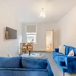 Charles Alexander Short Stay - Clifton House Apartment